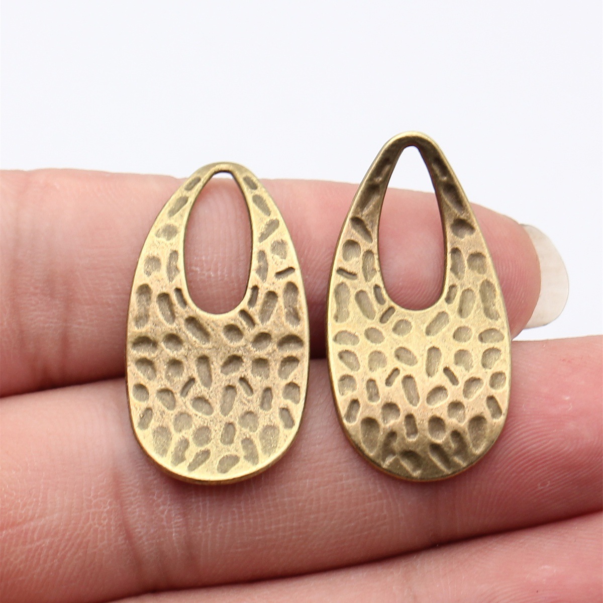 Vintage Urban Fashion - 10 szt. 34x18mm 5 Kolorów Młotkowane