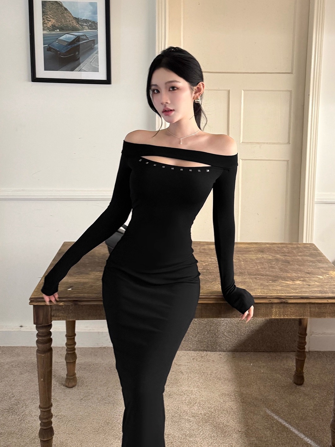 Sukienki bodycon Róże Kobieta  – Vintage Fashion Influencers recenzja i cena
